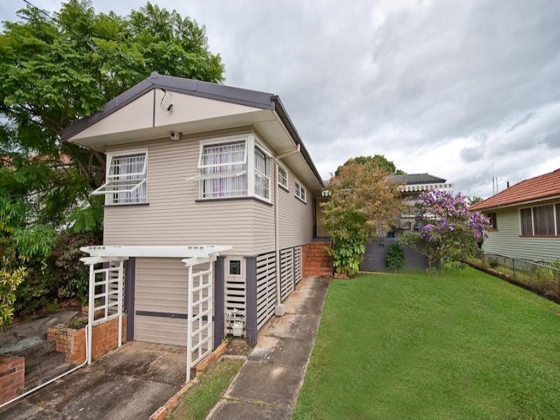 Wavell Heights QLD 4012