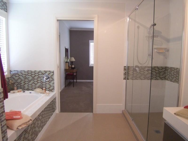 12 Cienna Place, Bridgeman Downs QLD 4035