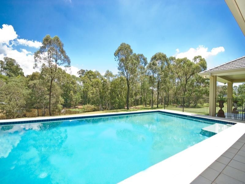 Bridgeman Downs QLD 4035