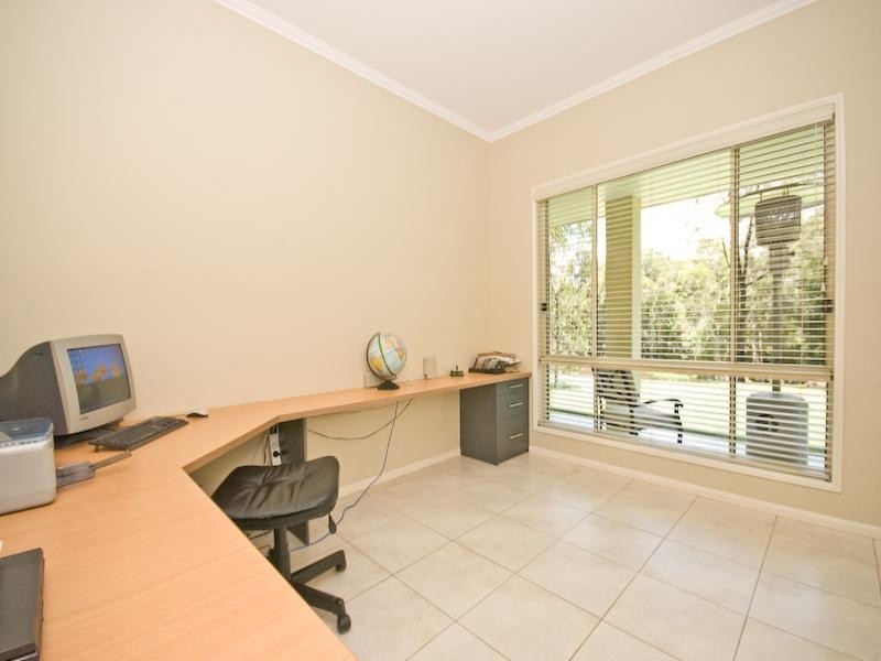 Bridgeman Downs QLD 4035