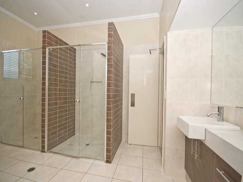 Bridgeman Downs QLD 4035