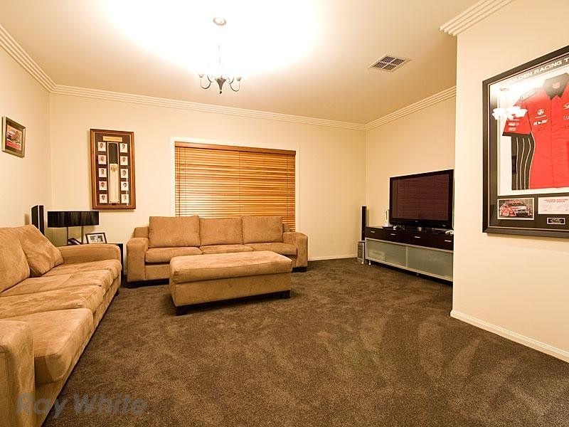 Bridgeman Downs QLD 4035