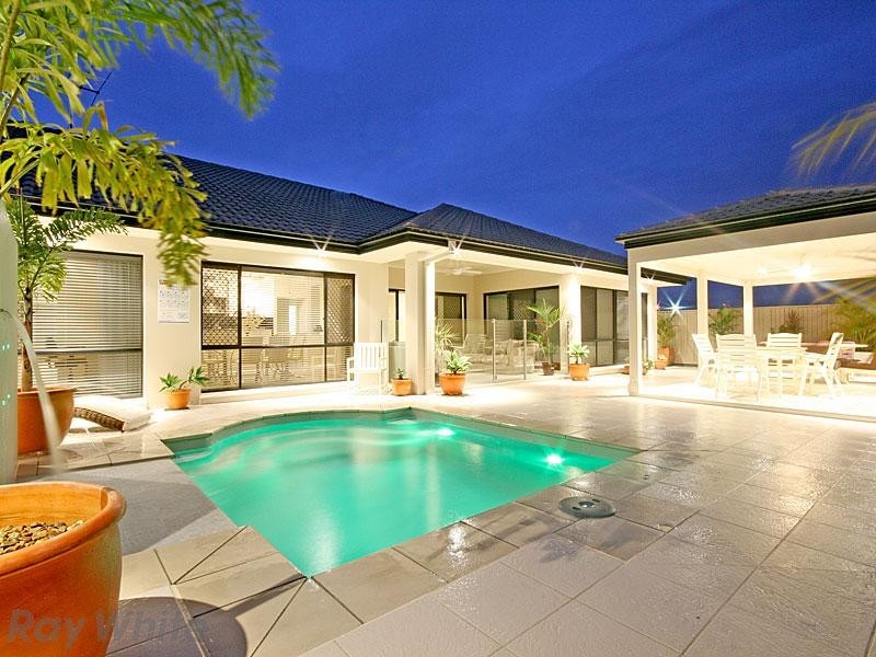 3 Trequanda Place, Bridgeman Downs QLD 4035