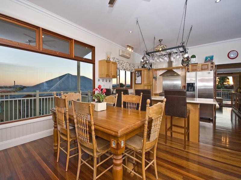 Wavell Heights QLD 4012