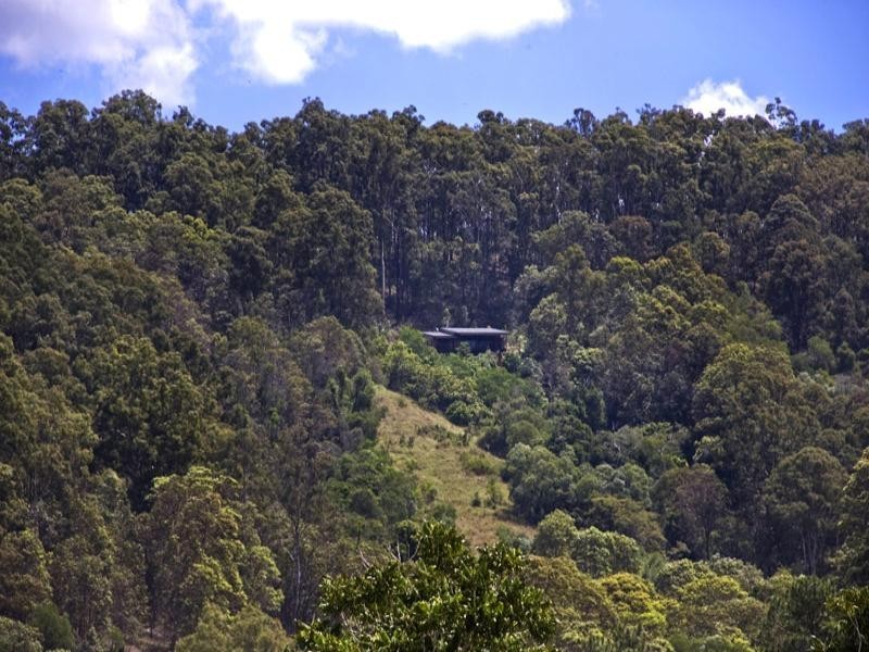 133D Camfin Road, Clear Mountain QLD 4500