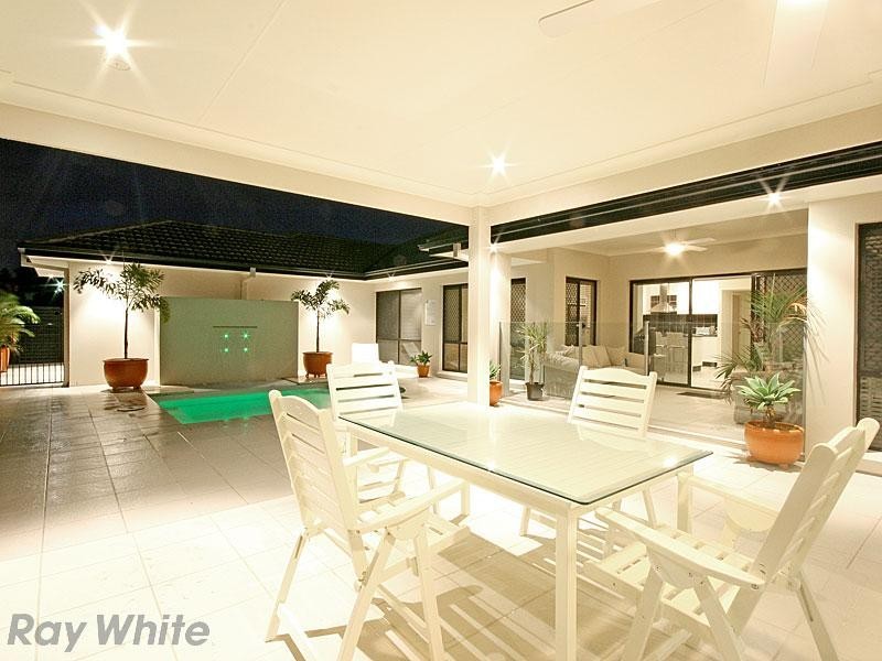 Bridgeman Downs QLD 4035