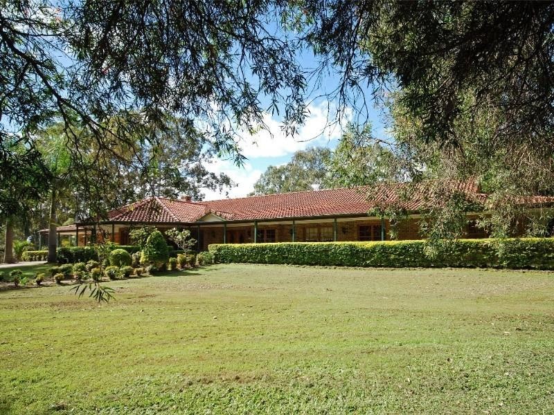 104 Idonia Street, Bridgeman Downs QLD 4035