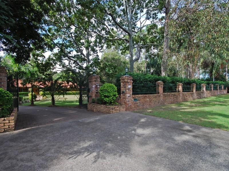 104 Idonia Street, Bridgeman Downs QLD 4035