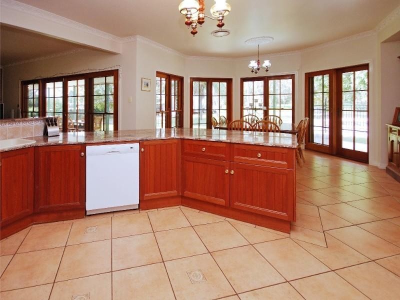 104 Idonia Street, Bridgeman Downs QLD 4035