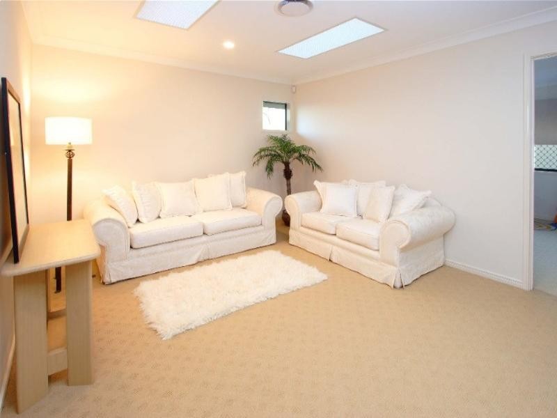 Bridgeman Downs QLD 4035