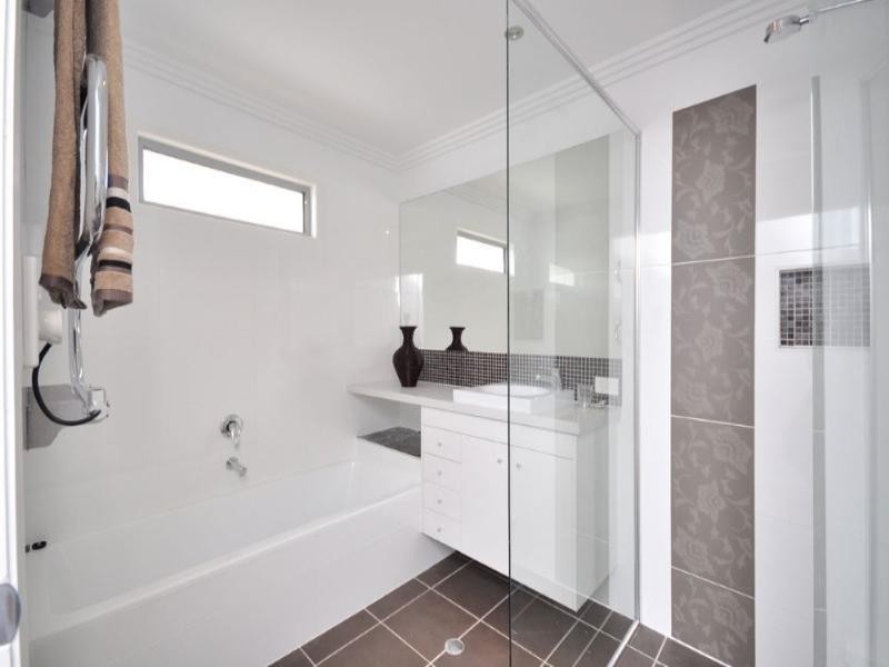 Wavell Heights QLD 4012