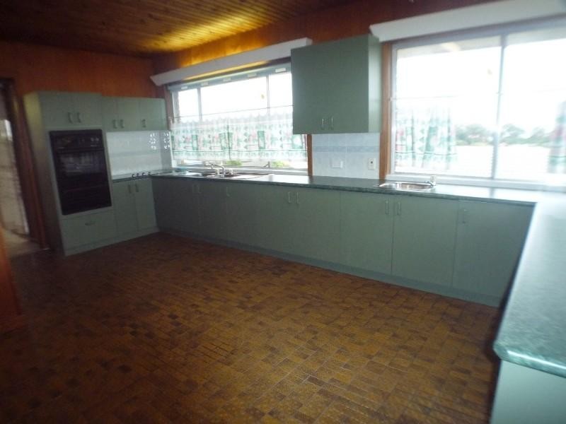 110 Wilgarning Street, Stafford Heights QLD 4053