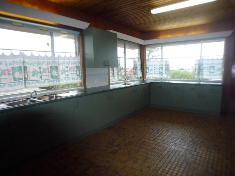 110 Wilgarning Street, Stafford Heights QLD 4053