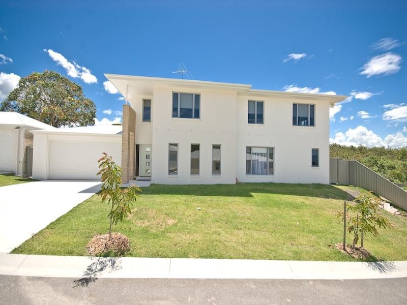 33 Hillside Circuit, Chermside West QLD 4032