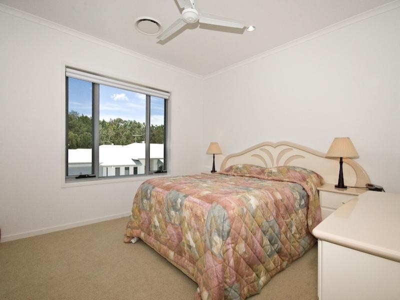 33 Hillside Circuit, Chermside West QLD 4032