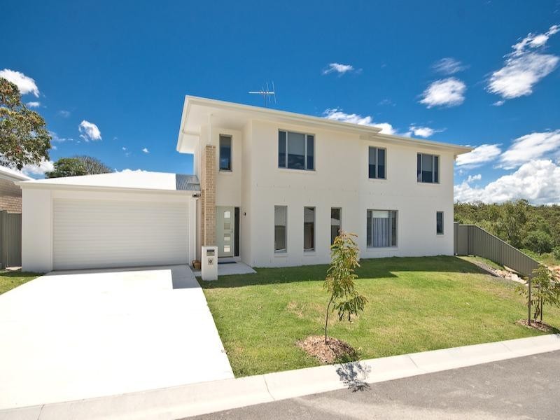 33 Hillside Circuit, Chermside West QLD 4032