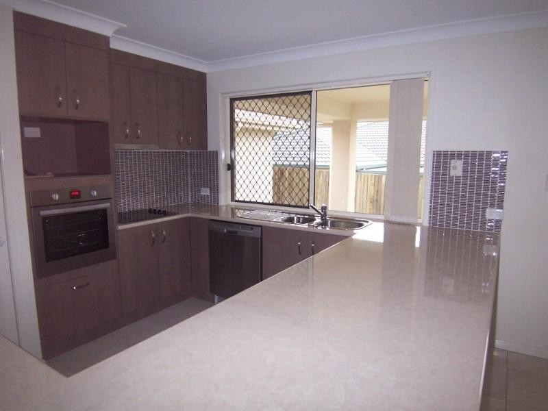 Warner QLD 4500