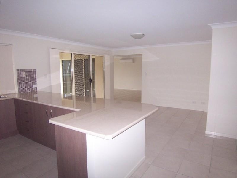 Warner QLD 4500