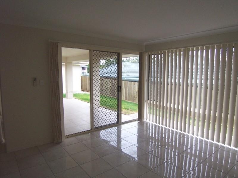 Warner QLD 4500