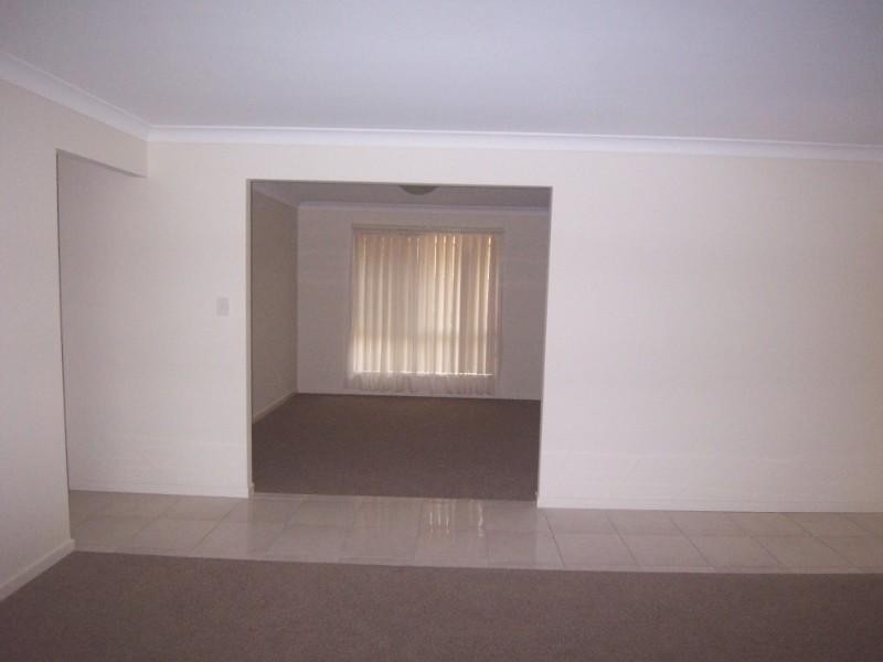 Warner QLD 4500
