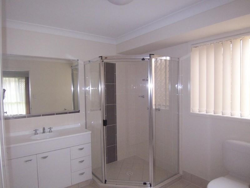 Warner QLD 4500