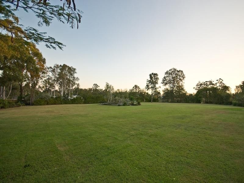 Bridgeman Downs QLD 4035