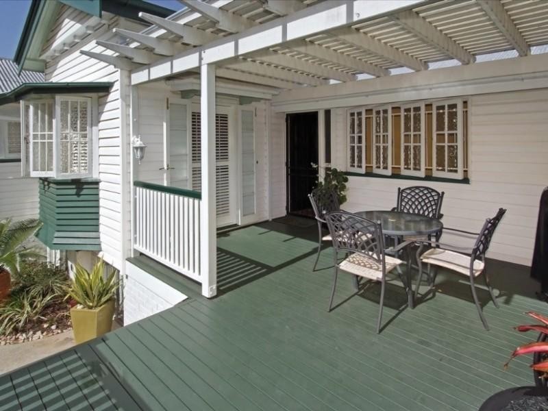 17 Ross Street, Northgate QLD 4013