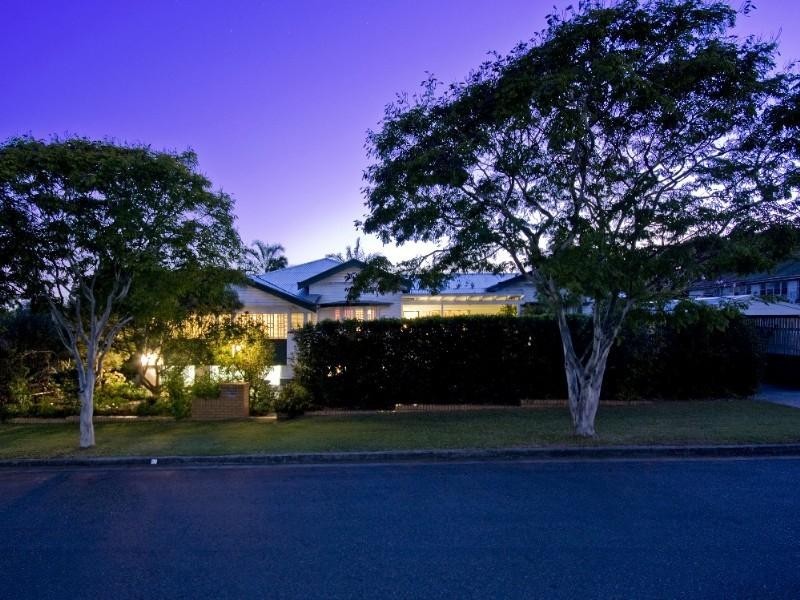 17 Ross Street, Northgate QLD 4013