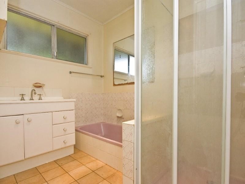 70 Araluen Street, Kedron QLD 4031