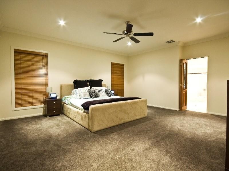 Bridgeman Downs QLD 4035