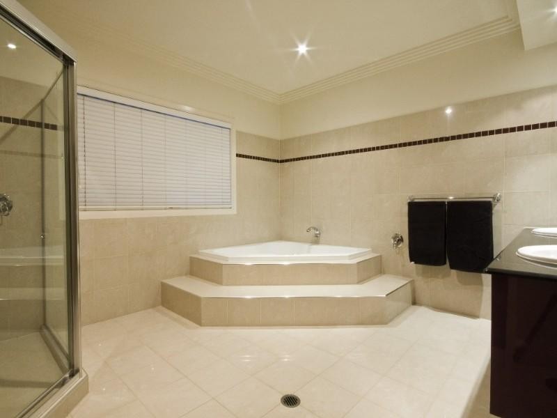 Bridgeman Downs QLD 4035