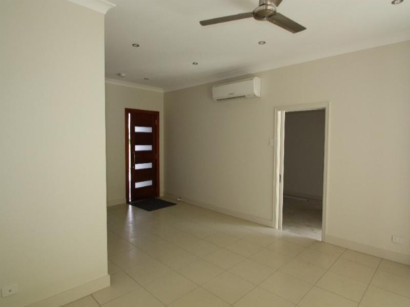 2/16 Kingsmill Street, Chermside QLD 4032