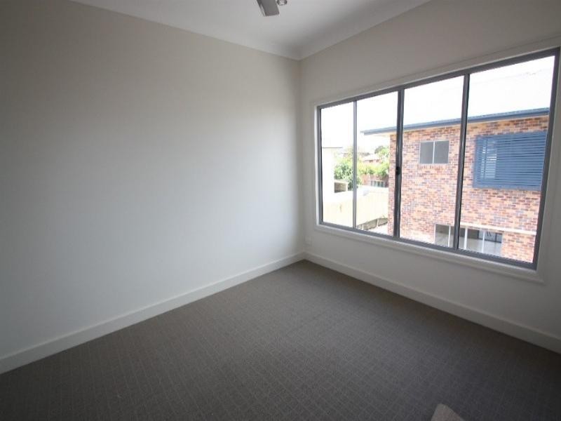 2/16 Kingsmill Street, Chermside QLD 4032