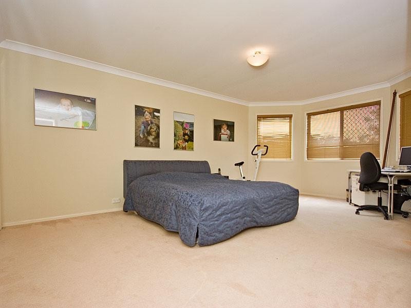 33 Cowrie Parade, Albany Creek QLD 4035