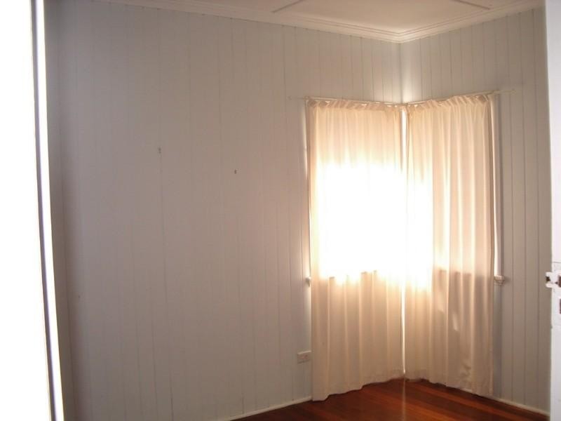 Wavell Heights QLD 4012