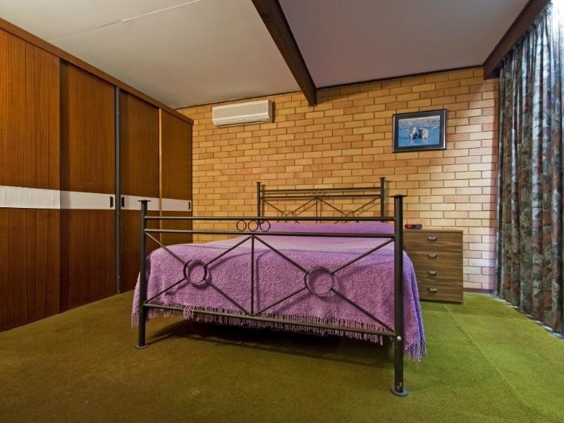 16 Chartwell Street, Aspley QLD 4034