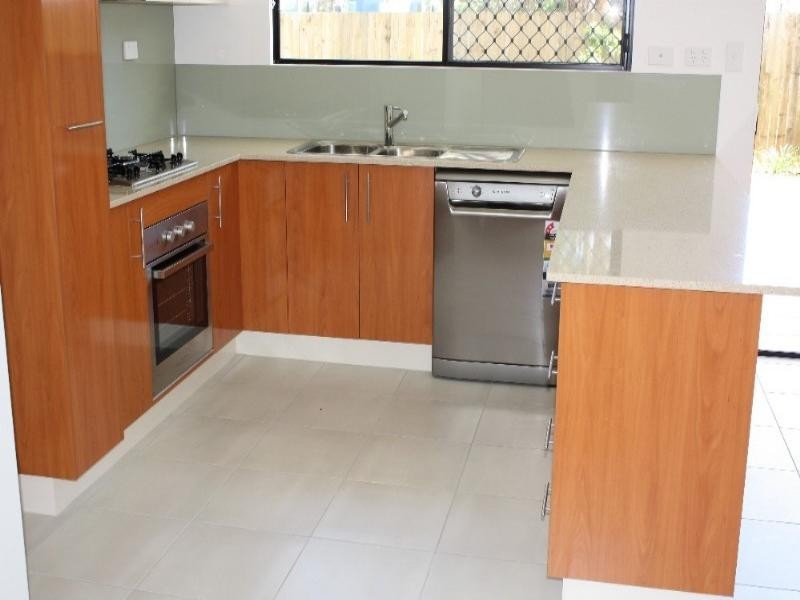 2/12-16 Seeney Street, Zillmere QLD 4034