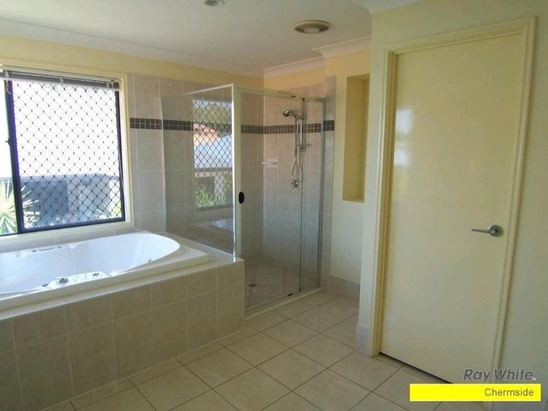 Bridgeman Downs QLD 4035