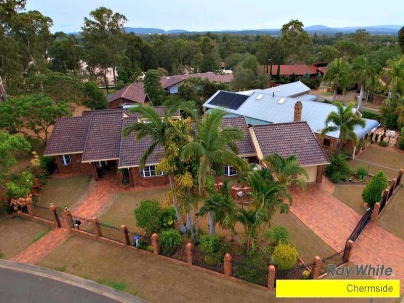 2 Quaver Court, Bridgeman Downs QLD 4035