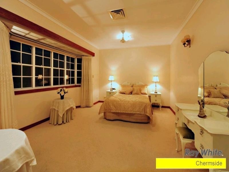 2 Quaver Court, Bridgeman Downs QLD 4035