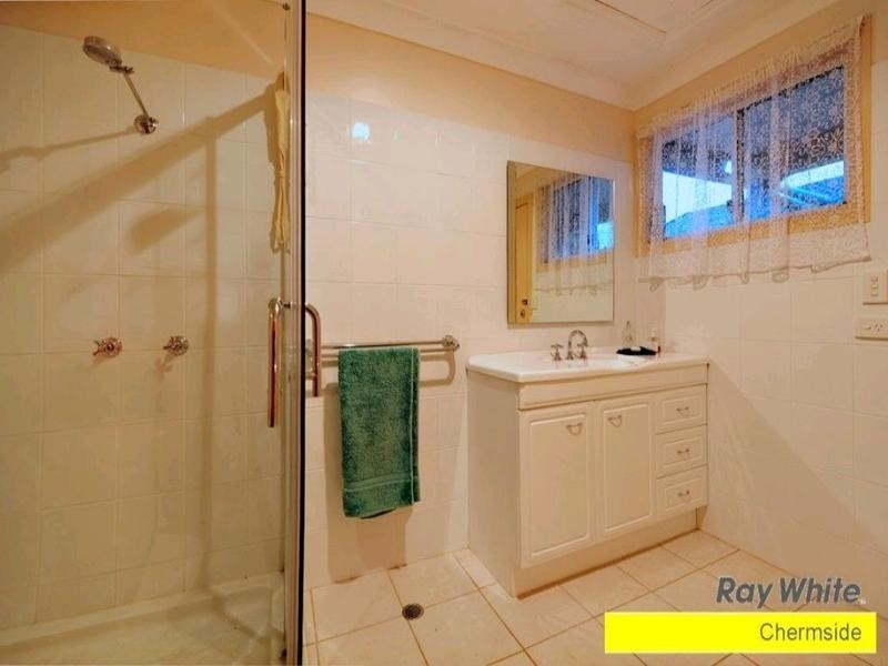 2 Quaver Court, Bridgeman Downs QLD 4035