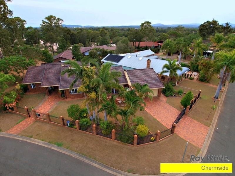 2 Quaver Court, Bridgeman Downs QLD 4035