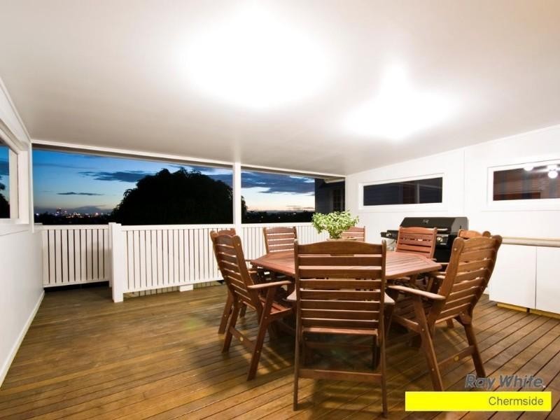 Wavell Heights QLD 4012