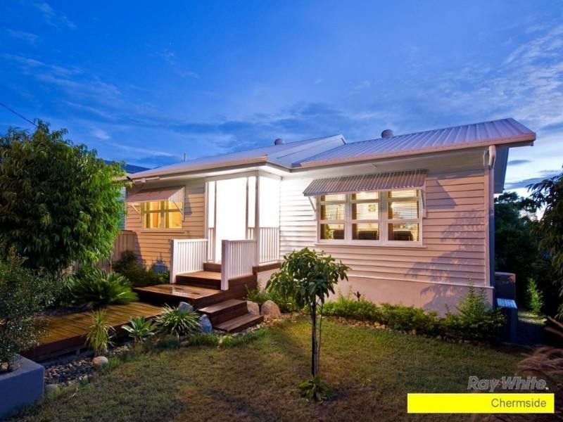 Wavell Heights QLD 4012
