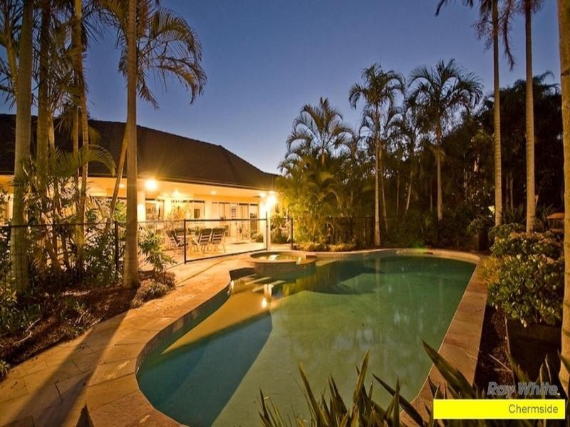 240 Ridley Road, Bridgeman Downs QLD 4035