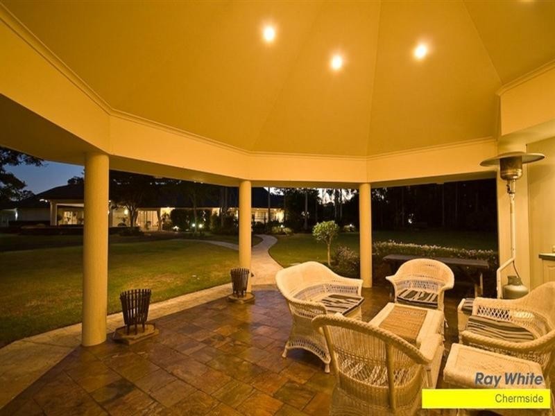 240 Ridley Road, Bridgeman Downs QLD 4035