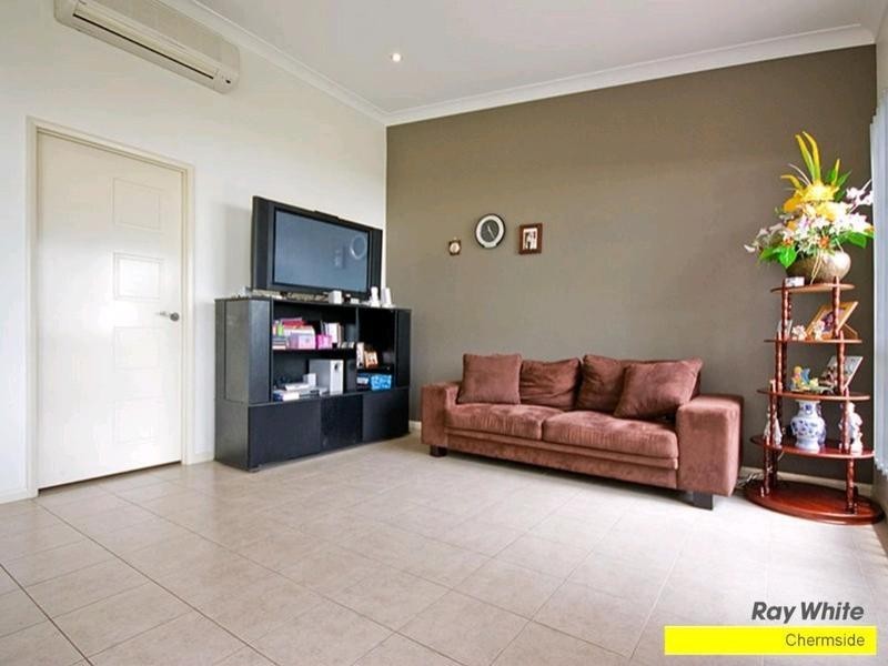 27 Zenith Avenue, Chermside QLD 4032
