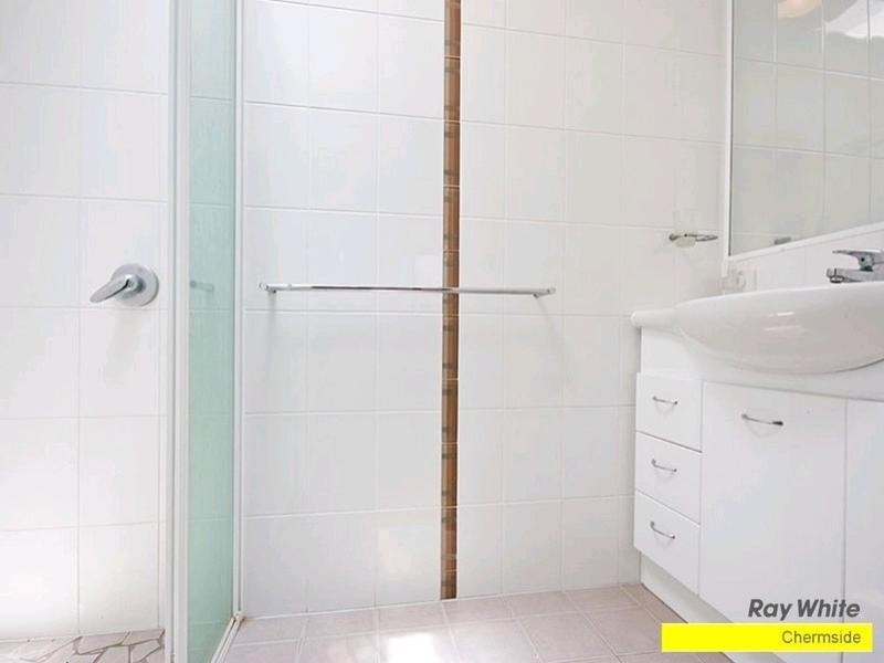 27 Zenith Avenue, Chermside QLD 4032