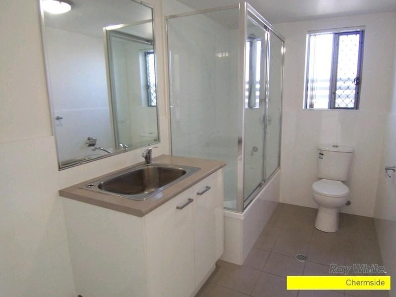 3/8 Kingsmill Street, Chermside QLD 4032