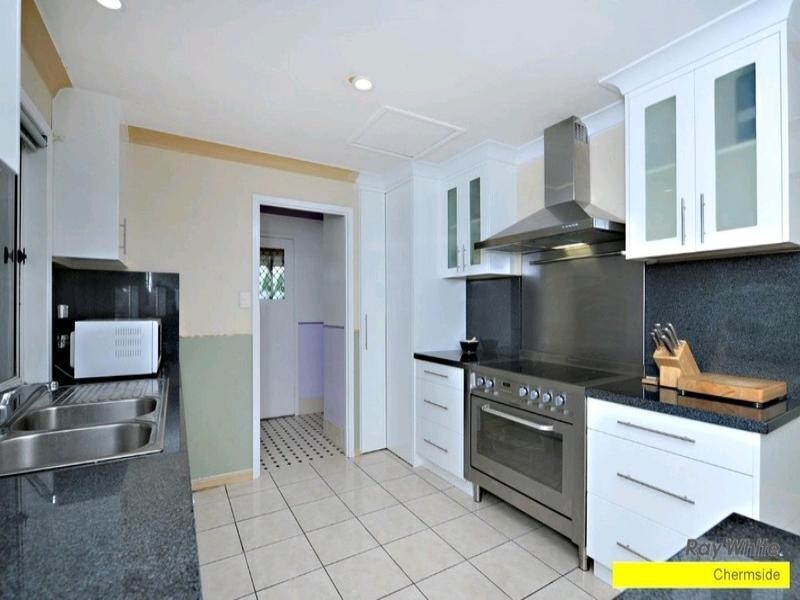 6 Seaforth Close, Albany Creek QLD 4035